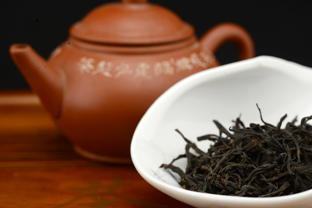 Wuyi Shan Da Ye Hong nagylevelű fekete tea